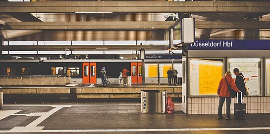 Düsseldorf Hbf Bahnsteig