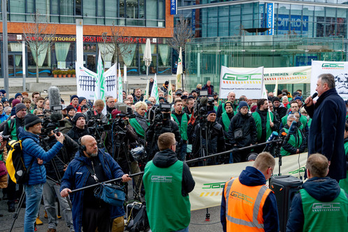 Claus Weselsky zu Gast bei der GDL-Demo am 26.01.2024 in Dresden