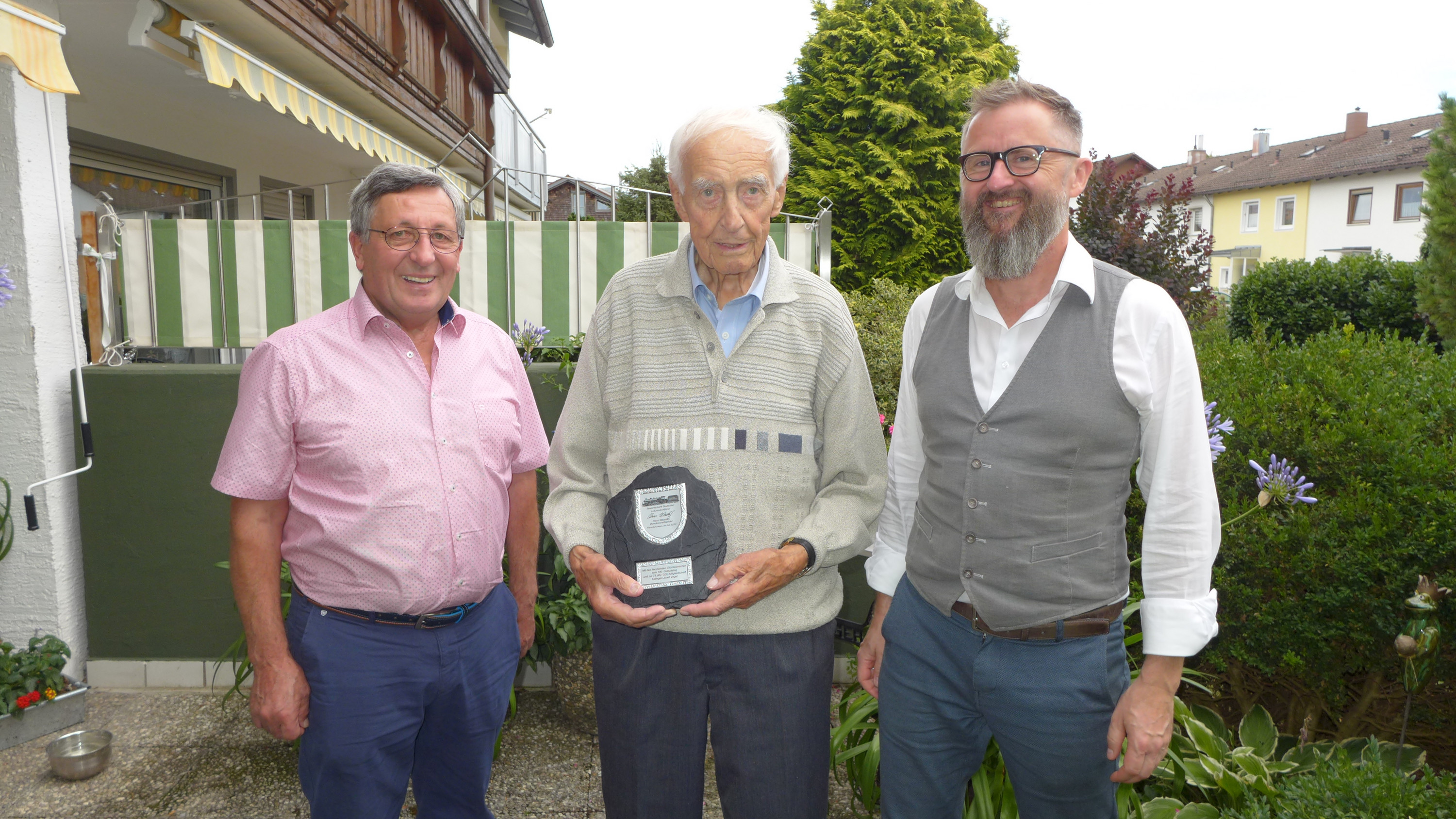 v.l.n.r. Alois Stadler - Seniorenvertreter der OG Buchloe, Josef Vogel, Uwe Böhm – Bezirksvorsitzender GDL-Bayern