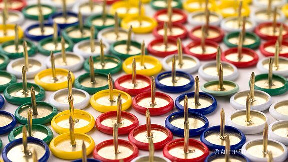 aushang_titel-pins